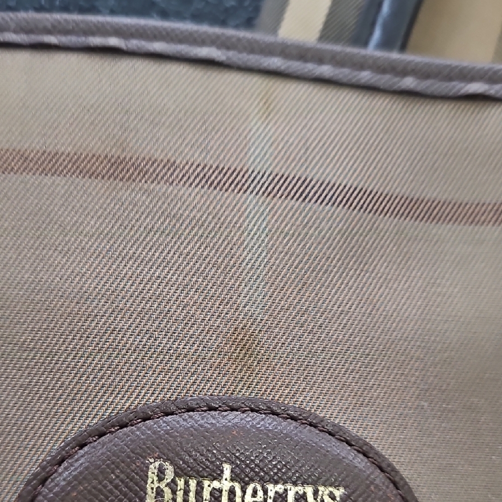 Burberrys vintages Tan and Brown Bag - Picture 10 of 14